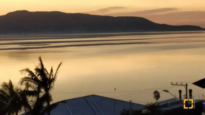 Terreno com 653,78 m²,Ponta de Baixo