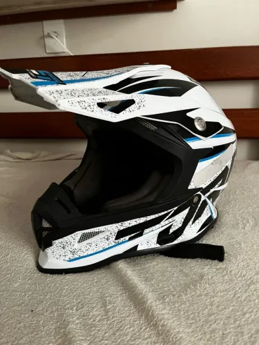Capacete PRO TORK