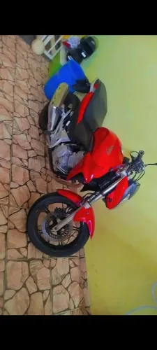 CB 300