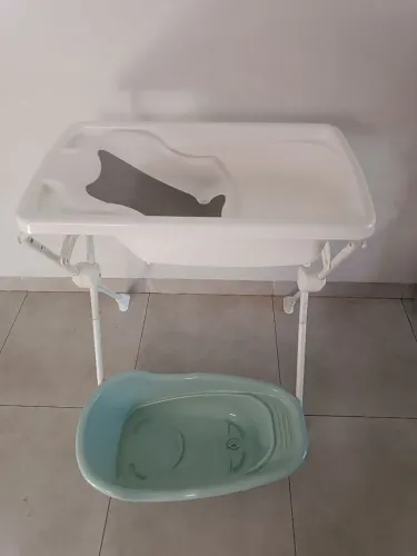 Banheira com suporte, e acento para bebês ENTREGO