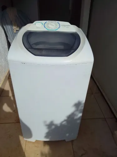 Máquina de lavar Eletrolux turbo economia LTE 7 kg vários níveis de água com onze 