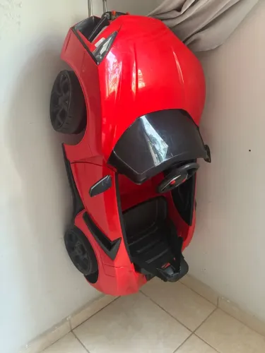 Carro elétrico infantil