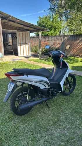 Cinquentinha Bull F5-LX 50 - Perfeita p/ Trabalho/Lazer, Muito Econômica