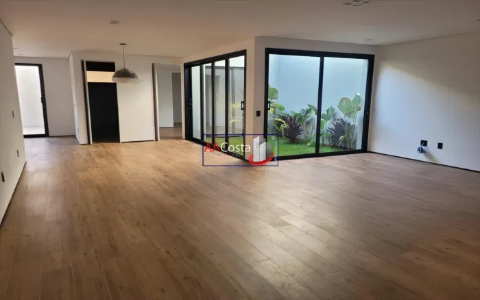 Casa para venda - VILA INDUSTRIAL em Franca - SP