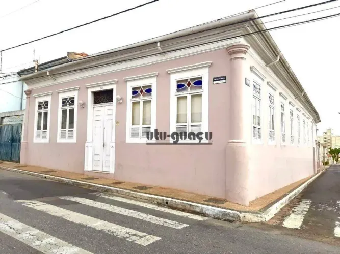 Casa com 8 dormitórios à venda, 263 m² por R$ 1.600.000,00 - Centro - Itu/SP
