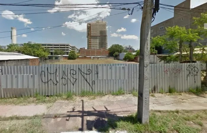 Terreno de com 1.650m²