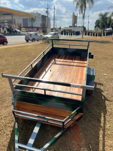 REBOQUE Novo: 2.50 x 1.20 com Cestinha Reforçada e Pneus Novos