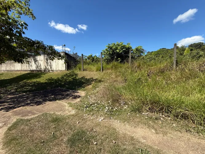 Terreno na R. Jardins, Bairro Novo