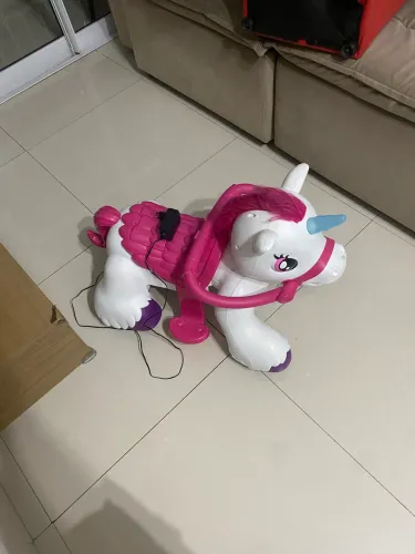 Carrinho a bateria unicórnio feminino