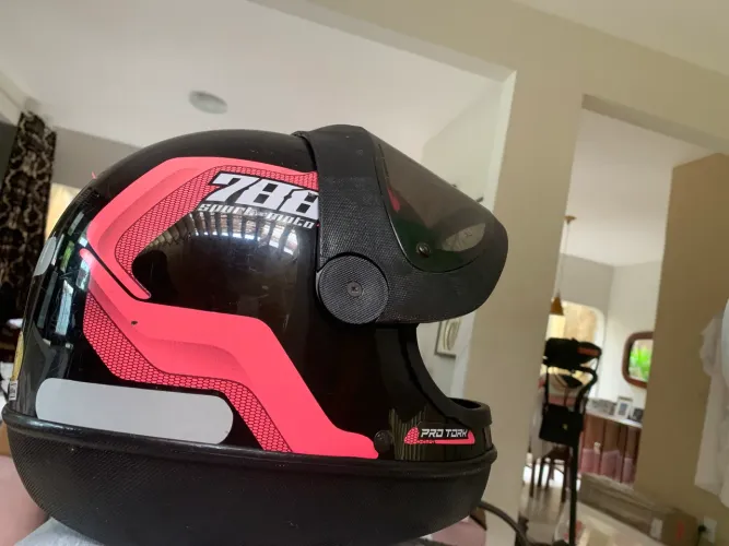 Capacete new liberty rosa feminino SEMINOVO