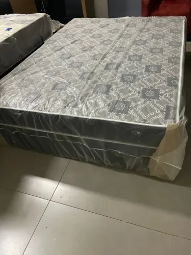 CAMA CONJUGADO CASAL MACIO COM 14 CM DE ESPUMA- NOVO