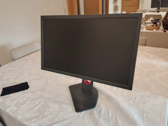 ZOWIE XL2411K 144Hz DyAc 24" Monitor Gamer BENQ