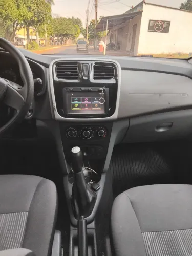 Renault Logan Expression Hi-flex 1.6 8V 4P 2017