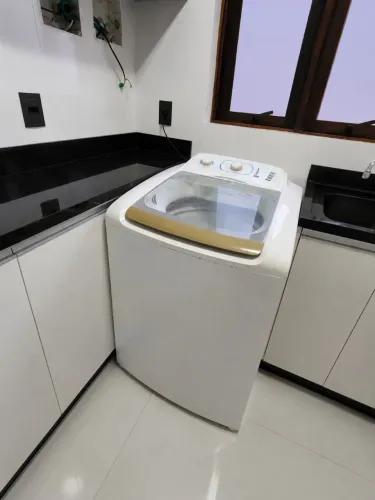 Máquina de Lavar Electrolux Turbo Capacidade 15kg - 220V