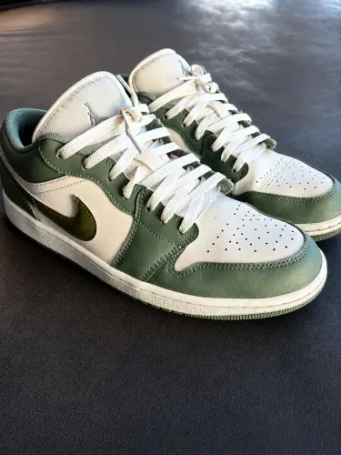 Vendo tênis Jordan verde 