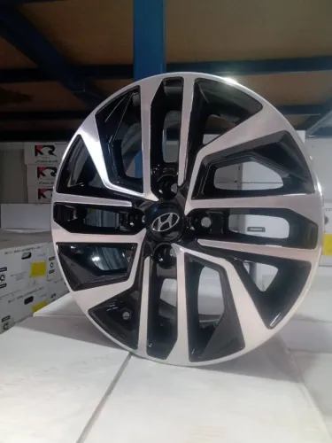 Rodas HB20 aro 15 4x100 + 185/65R15 Longway Remold - R$ 2.690,00