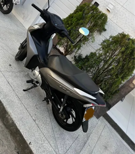 Honda Biz 125 EX/ 125 EX Flex 2024