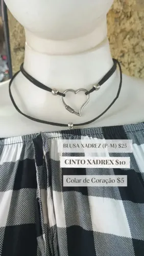 Colar choker de coração regulável