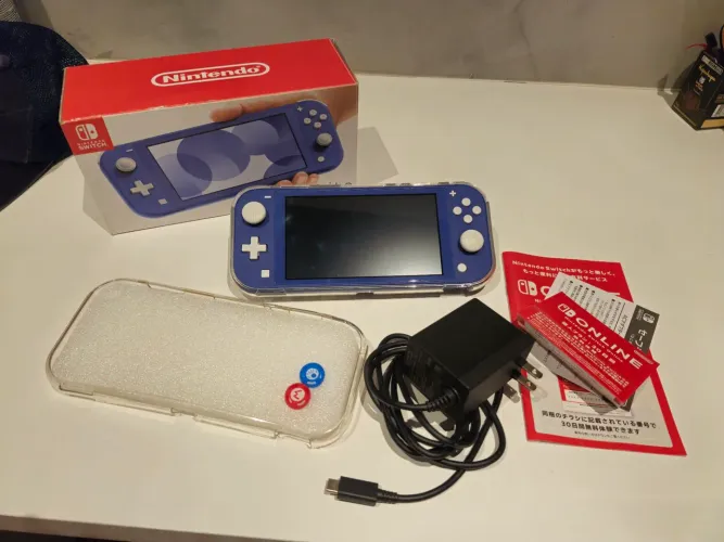 Nintendo Switch Lite Desbloqueado 256 GB - Novo | Vendo ou Troco
