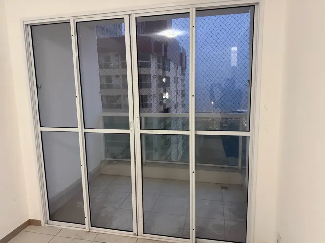Porta de vidro para sacada