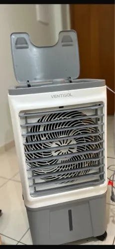 Climatizador Ventisol 16L Semi Novo - Usado Apenas 3 Vezes