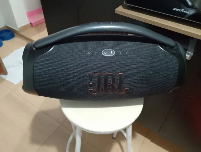JBL bombox 3