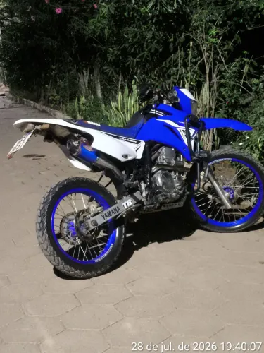 Moto Lander 250 2009