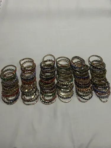 Pulseiras novas