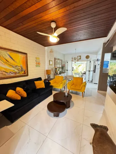 Casa em Condomínio à Venda na praia de Paúba