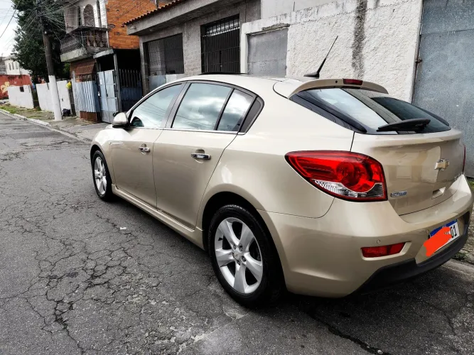Chevrolet Cruze HB Sport LTZ 1.8 16V Flexp. 5P MEC 2012