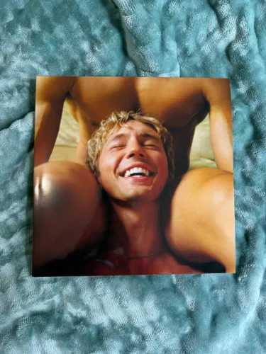 Troye Sivan - Something to Give Each Other