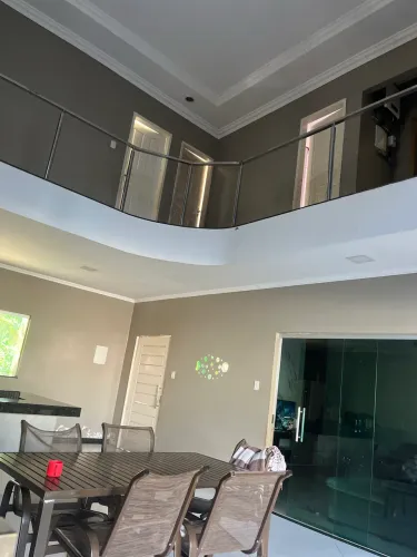 Vendo linda casa em residencial Itacolomi em benevides próximo a tudo. 