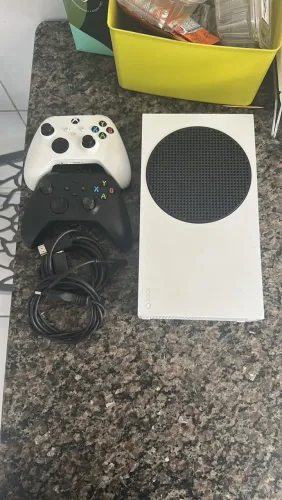 XBOX SÉRIES S - 2 CONTROLES