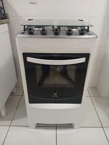 FOGÃO ELETROLUX 4 BOCAS EM EXCELENTE ESTADO CONSERVAÇÃO
