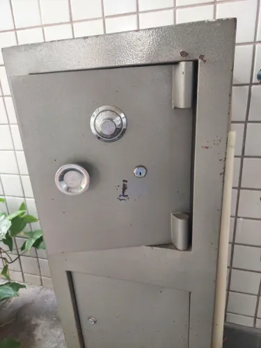Cofre em aço