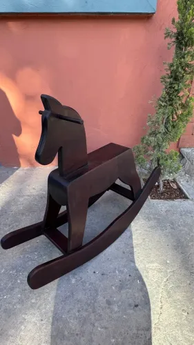 Cavalo de balanço