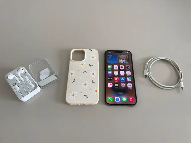 Iphone 13 Pro Max 256gb + fone de ouvido de brinde ?
