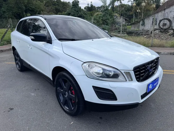 Volvo XC 60 2.0 T5 5P 2013