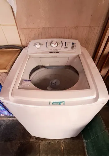 Máquina de lavar Eletrolux 13kg