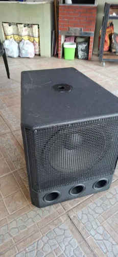 Sub de 15 ativo 400w