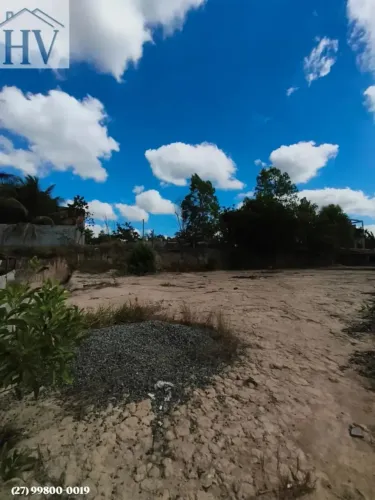 Imóvel para venda tem 300 metros quadrados em Praia Formosa - Aracruz - ES