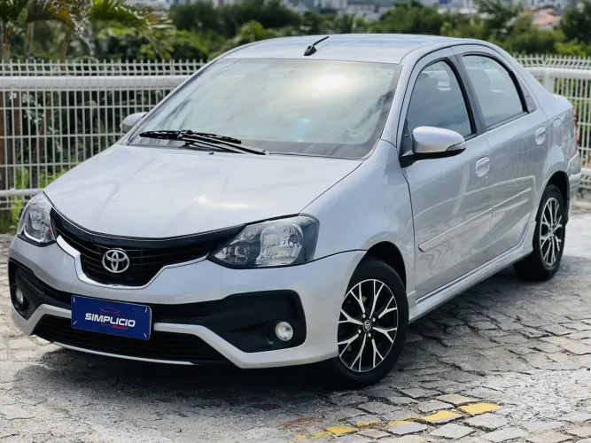 Toyota Etios Platinum 1.5 Flex 16V 4P Aut. 2019