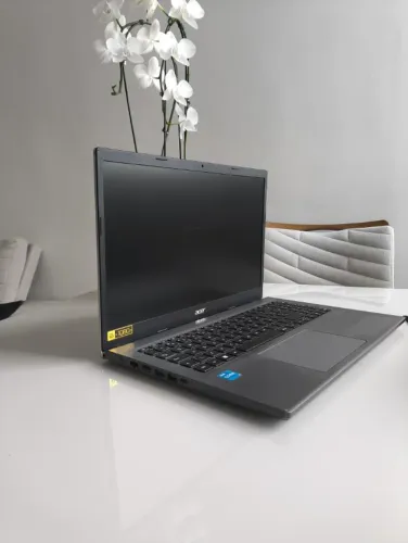 Notebook Acer Aspire 5 i5 12ª Geração 8GB RAM SSD 256GB + Garantia 3 Meses - R$ 1.900