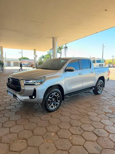 Toyota Hilux CD SRX 4X4 2.8 TDI 16V Diesel Aut. 2023