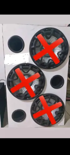 Quem tem caixa de grave de 12 para 3 uxp. Whatsapp *62