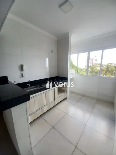 Apartamento para aluguel, 2 quartos, 1 vaga, Santa Mônica - Uberlândia/MG