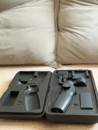 Gimbal importado para celular pra gravação de vídeos profissionais 