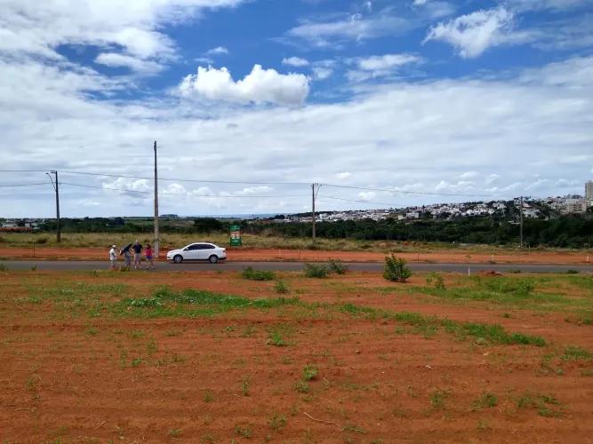 TERRENO NO VERDE UMUARAMA