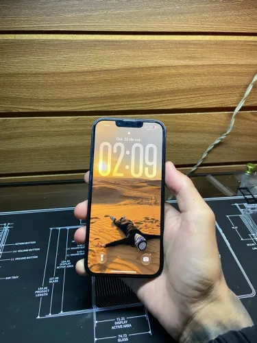iPhone 13 128gb todo original 1 detalhe