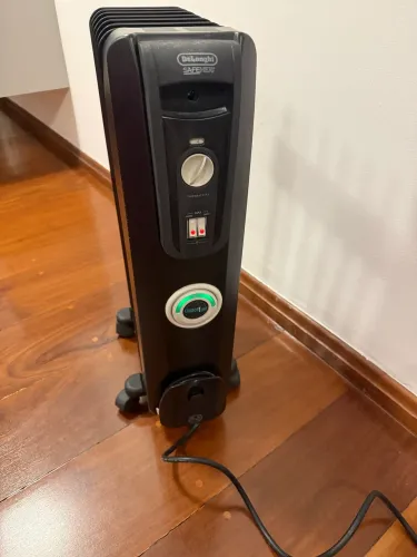 Aquecedor delonghi a óleo confortemp preto 110v usado